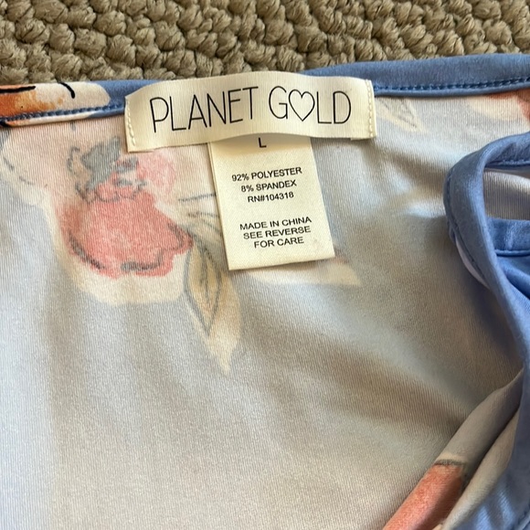 Juniors Floral Dress - Picture 3 of 3